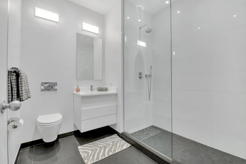 wide photo