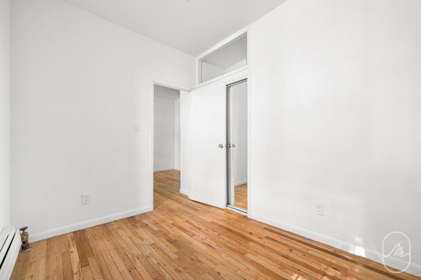 wide photo
