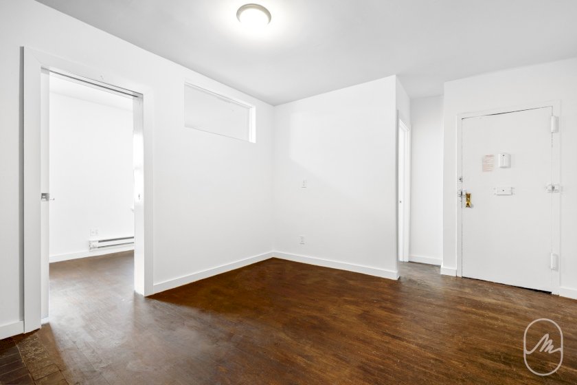 wide photo