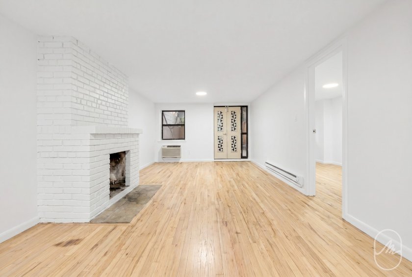 wide photo