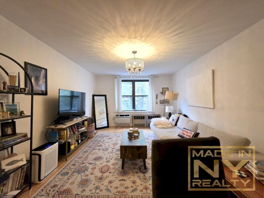wide photo