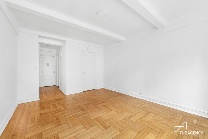 wide photo