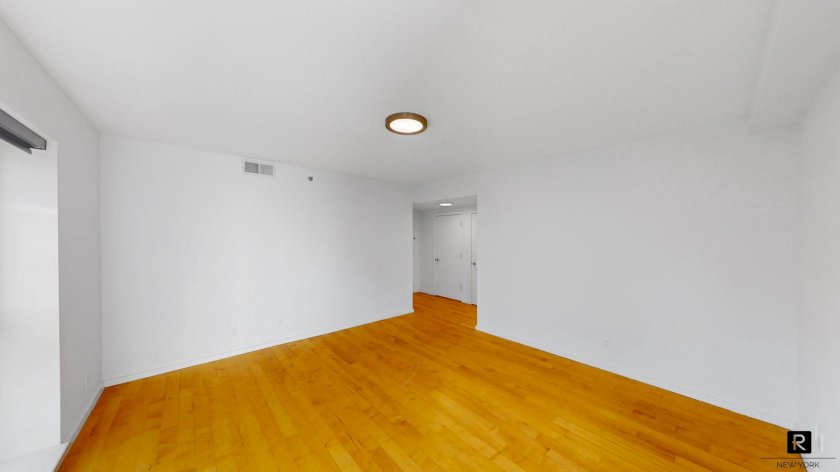 wide photo