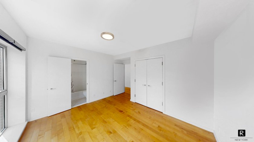 wide photo