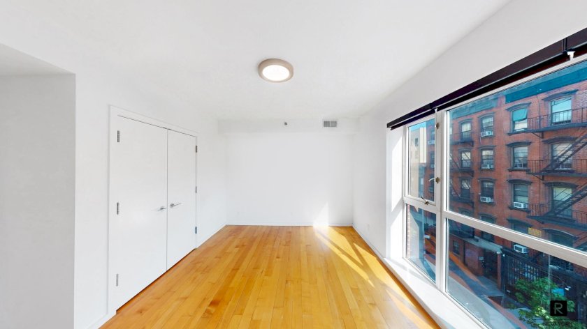 wide photo