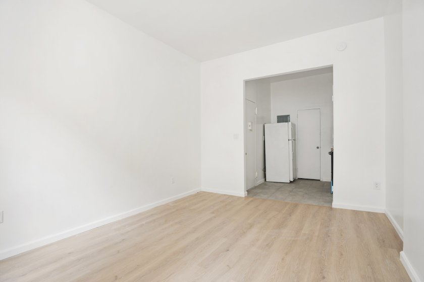 wide photo