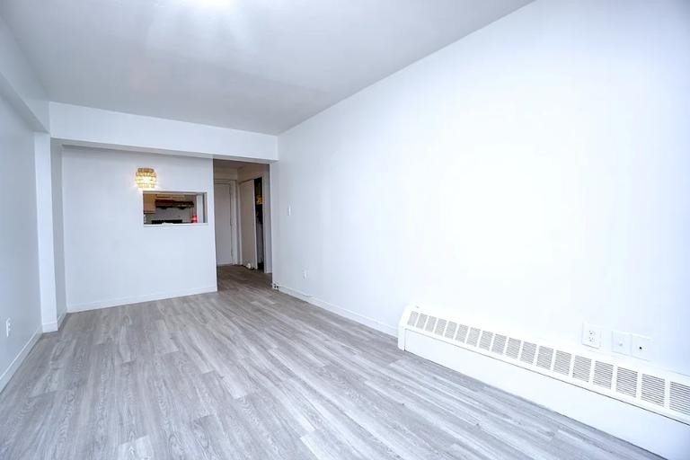 wide photo