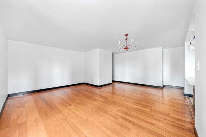 wide photo