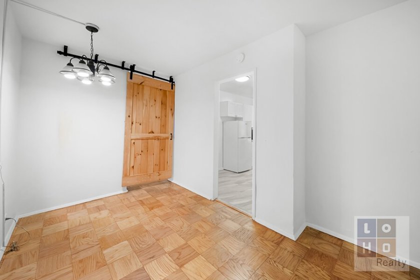 wide photo