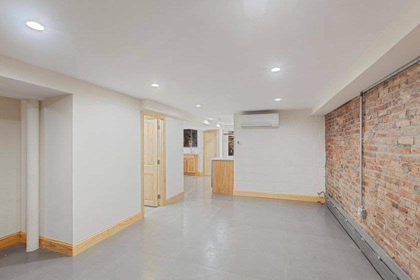 wide photo
