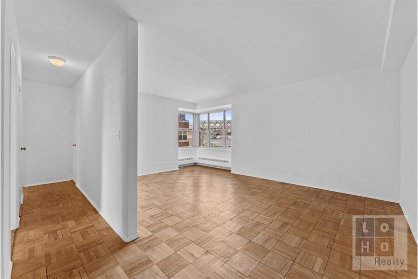wide photo