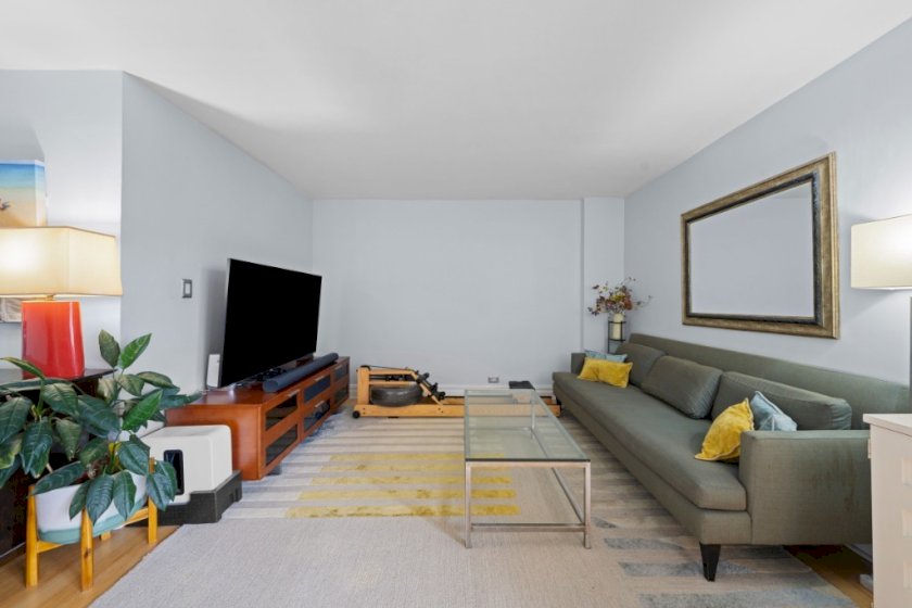 wide photo