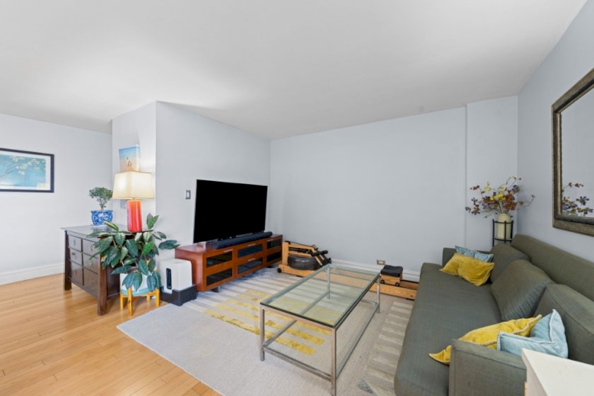 wide photo