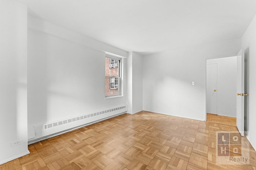 wide photo