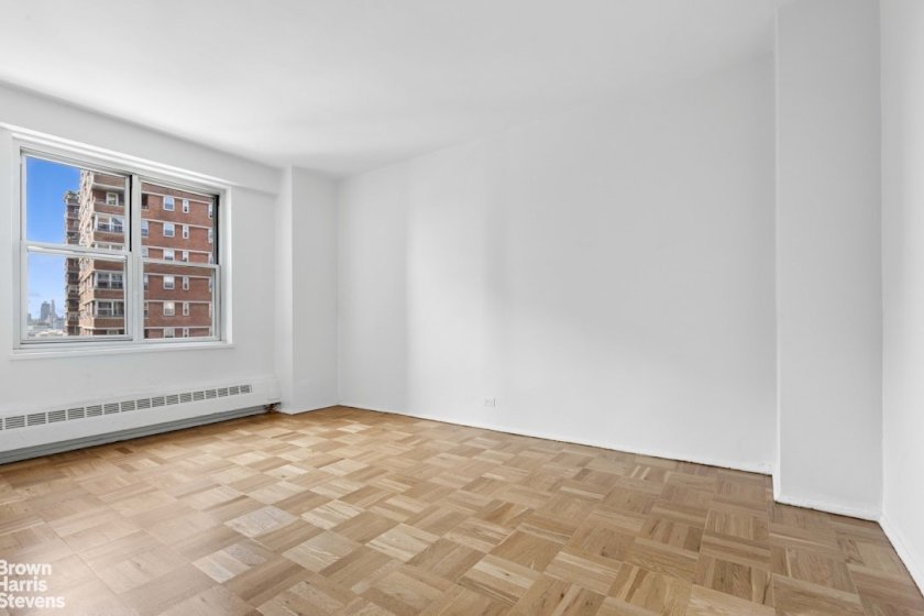 wide photo