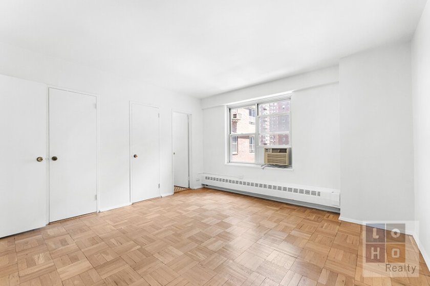 wide photo