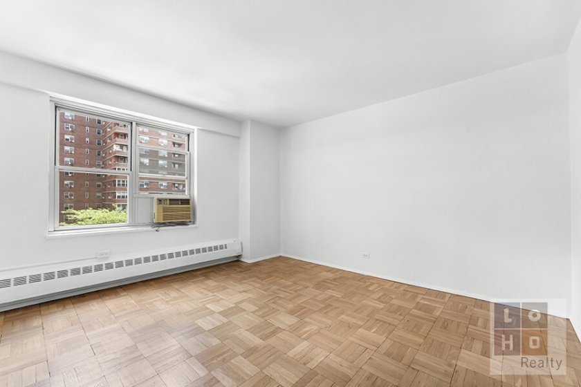 wide photo