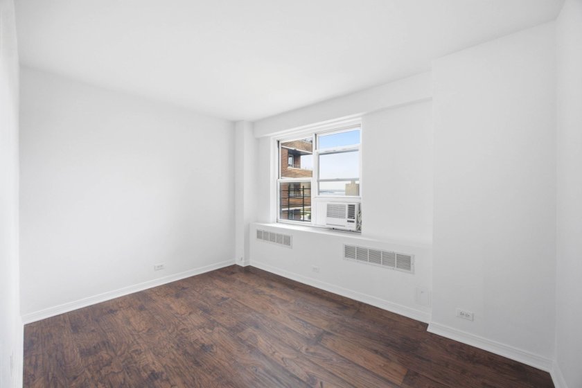 wide photo