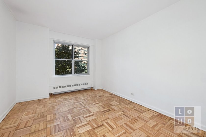 wide photo