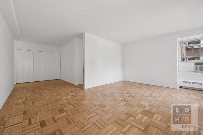 wide photo