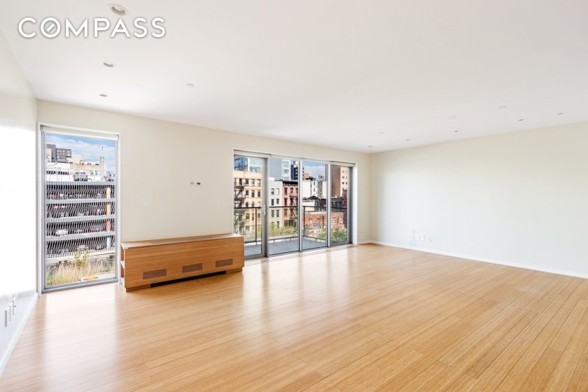 wide photo