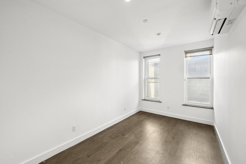 wide photo