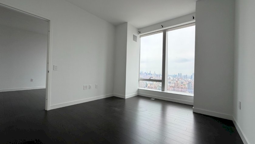 wide photo