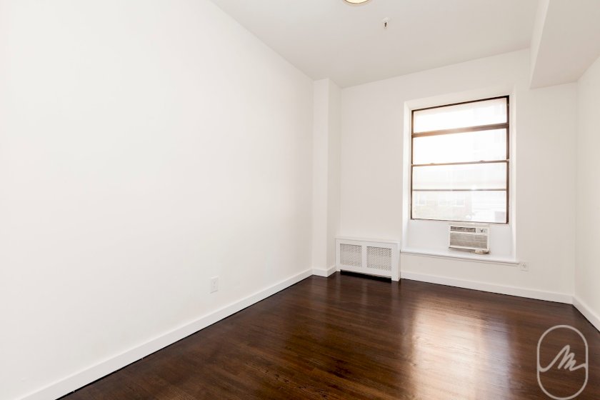 wide photo