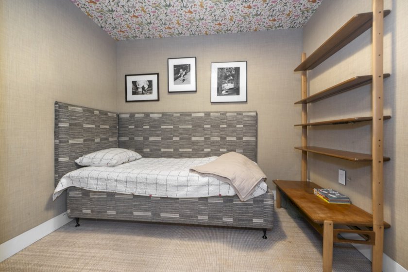 wide photo