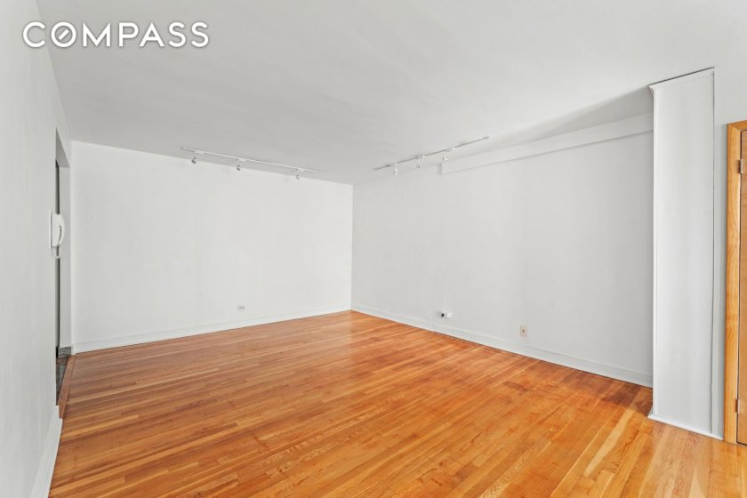 wide photo