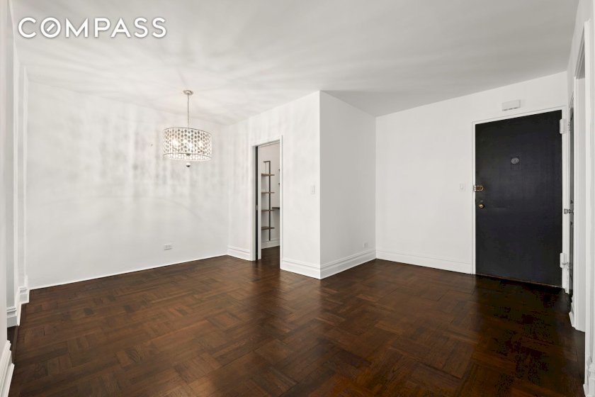 wide photo