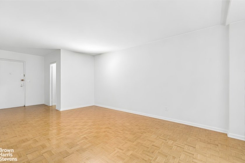 wide photo