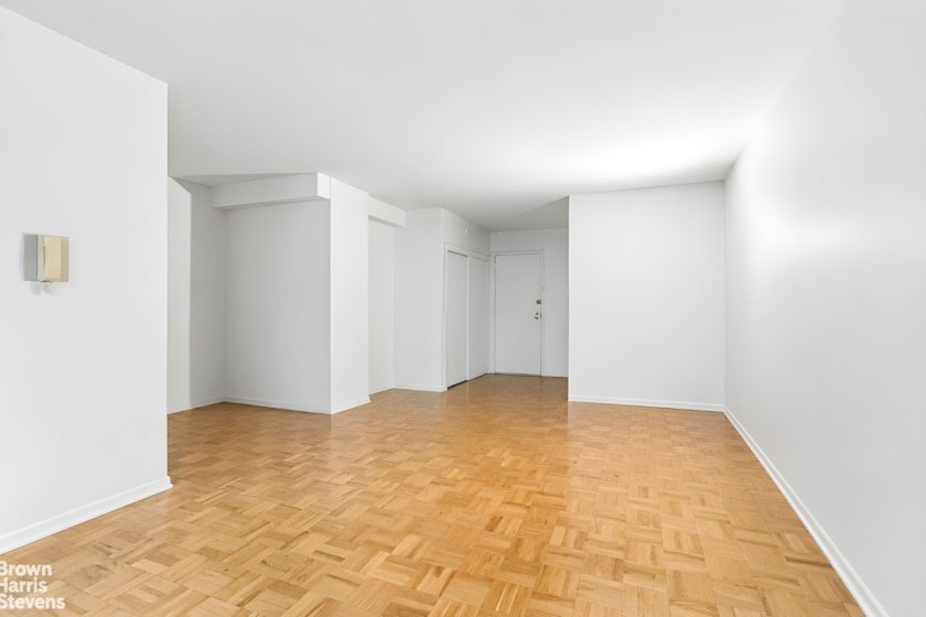 wide photo