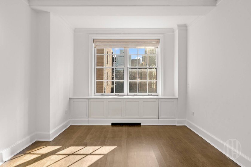 wide photo