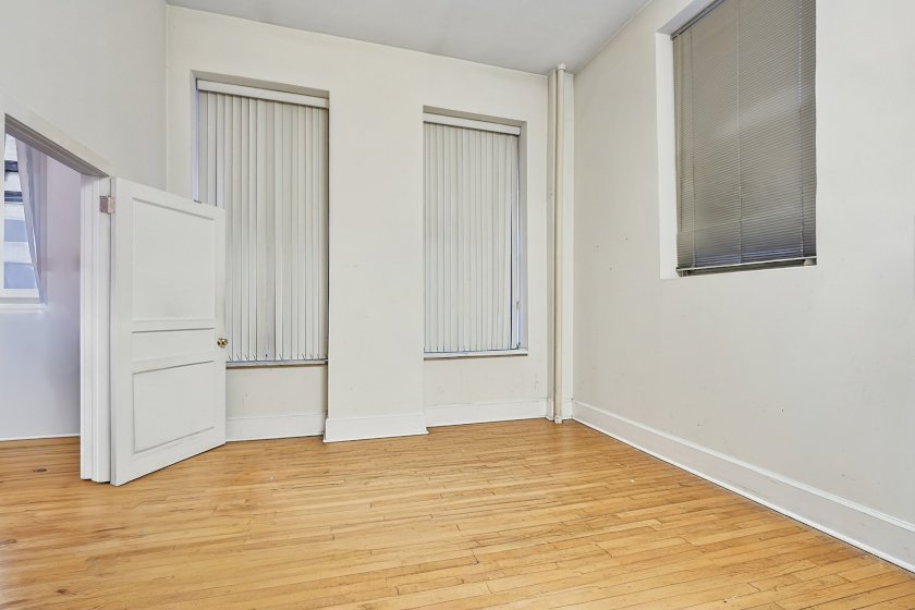wide photo
