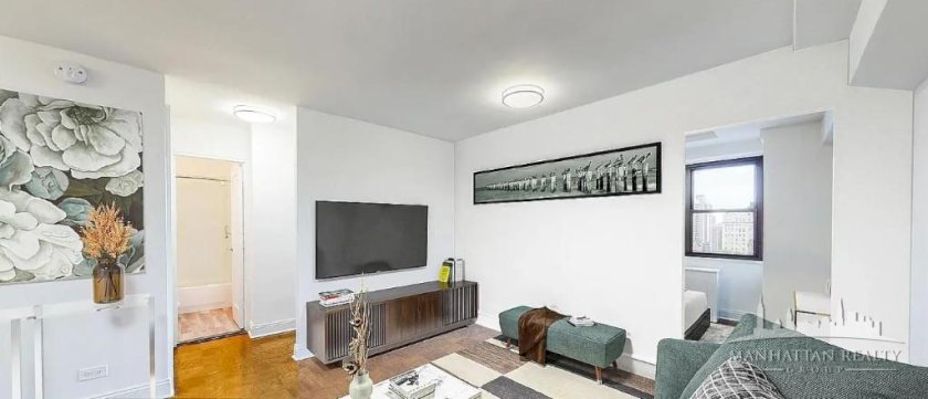 wide photo