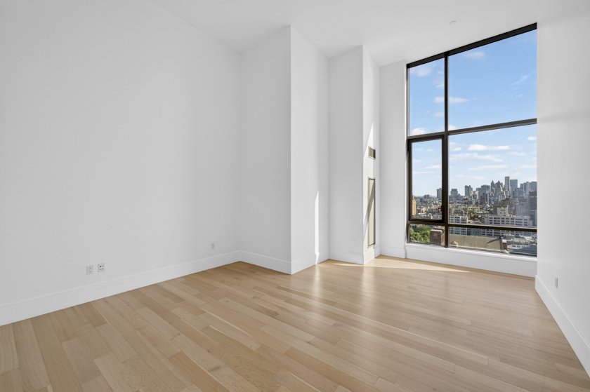 wide photo