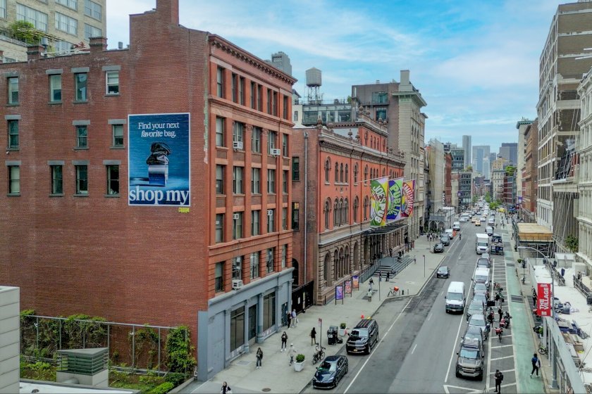 wide photo