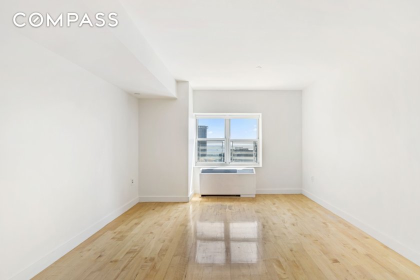 wide photo