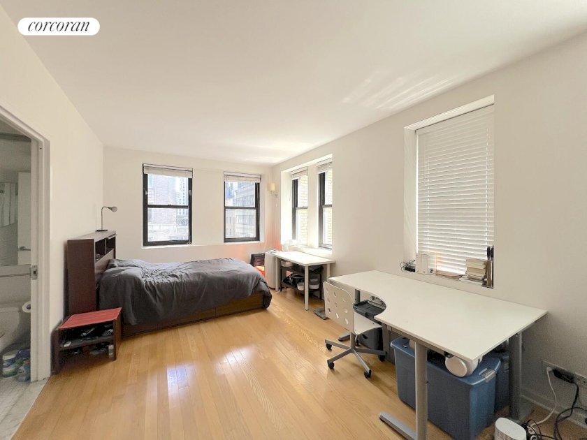 wide photo