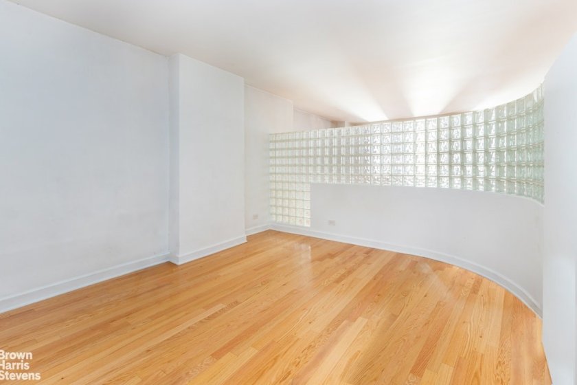 wide photo