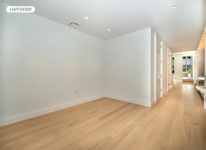 wide photo