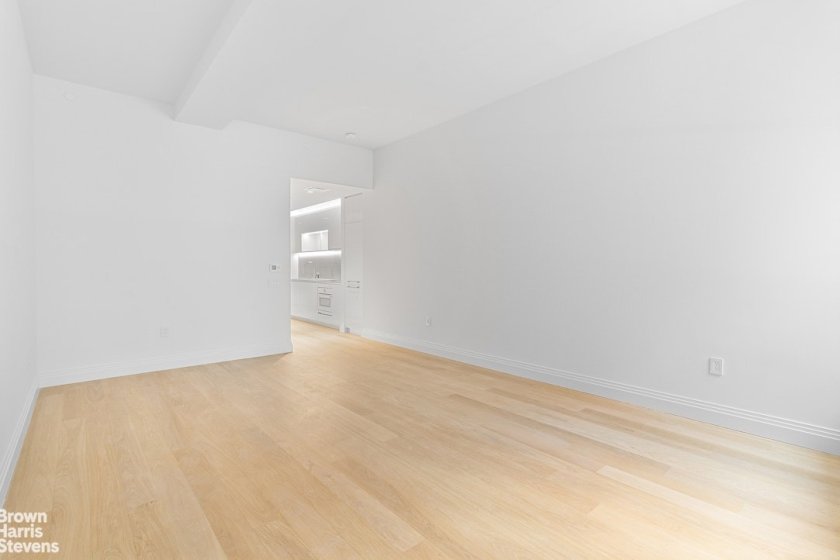 wide photo