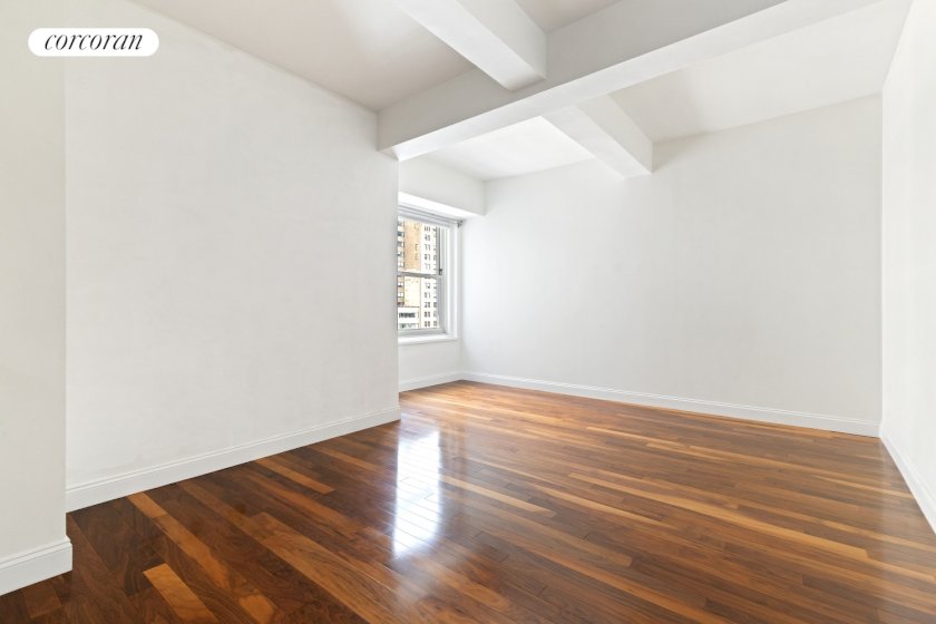 wide photo