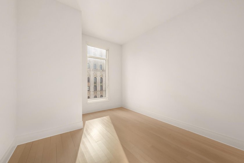 wide photo