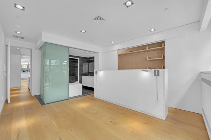 wide photo