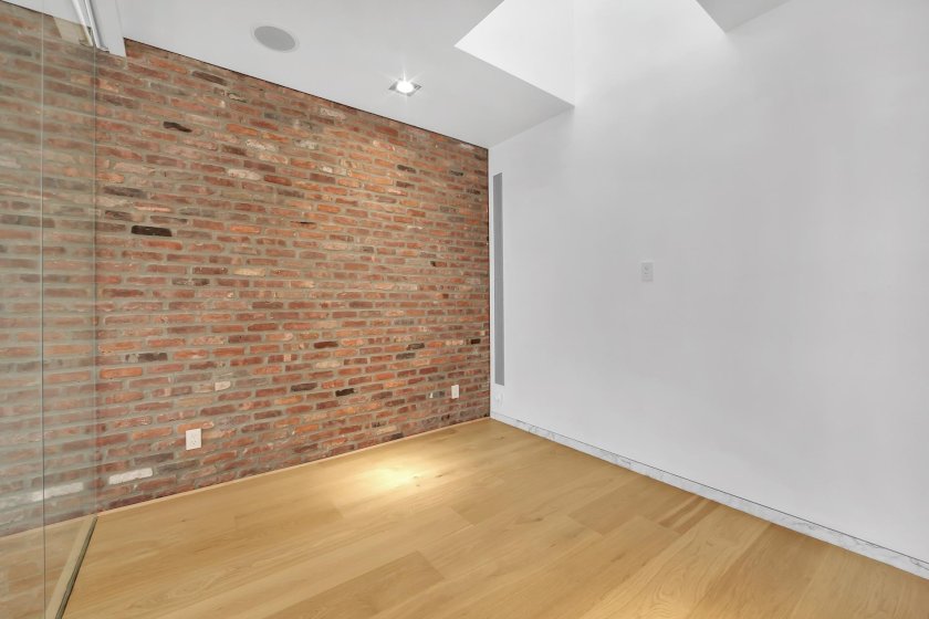 wide photo