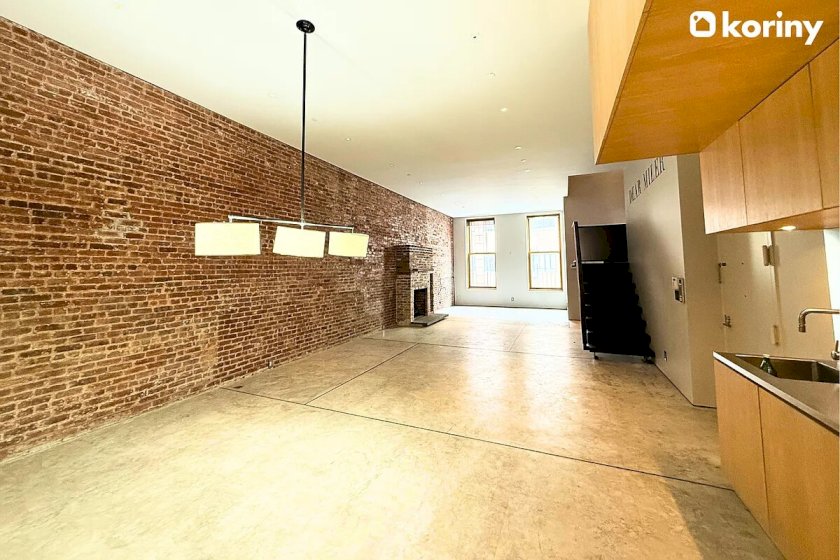 wide photo