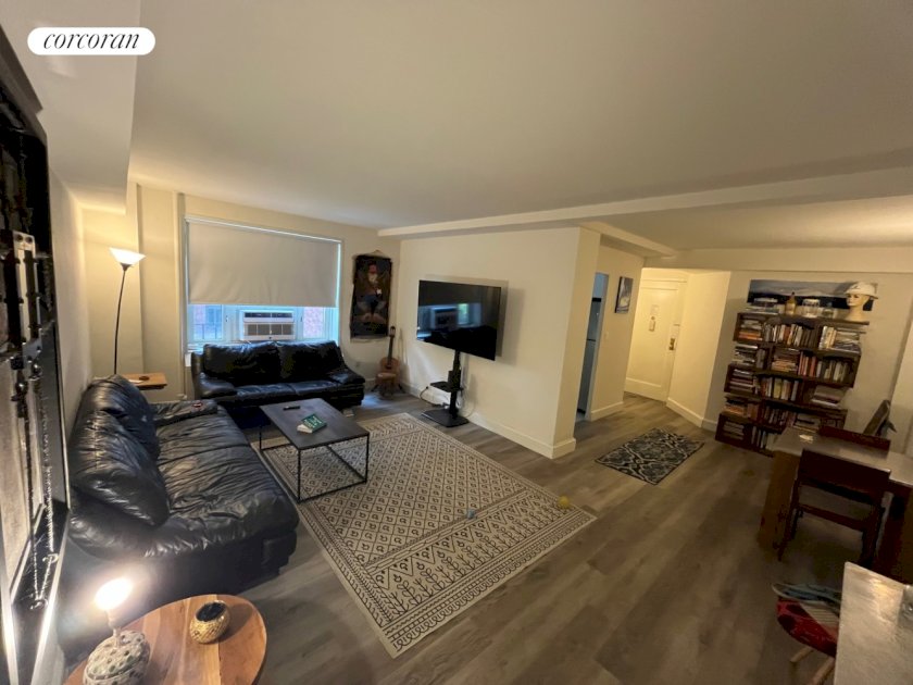 wide photo