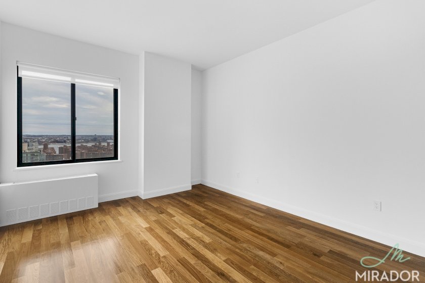 wide photo